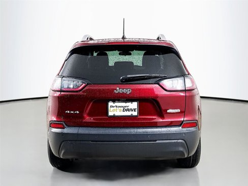 Used 2020 Jeep Cherokee Latitude Plus w/ Cold Weather Group image 7