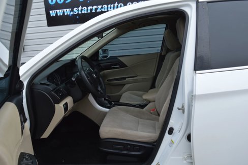 Used 2014 Honda Accord EX image 10