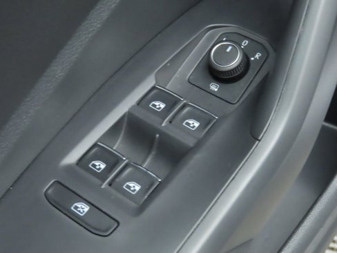 Certified 2024 Volkswagen Jetta SE image 24
