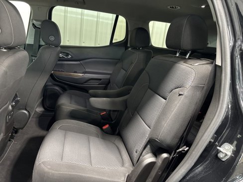 Used 2022 GMC Acadia SLE w/ Driver Convenience Package image 16