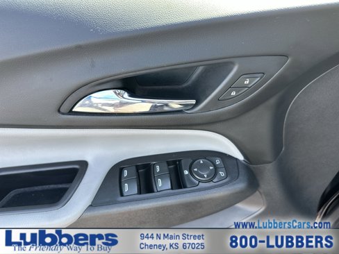 Used 2020 Chevrolet Equinox LS image 12
