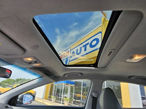 Used 2013 Hyundai Elantra Limited w/ Technology Pkg image 12
