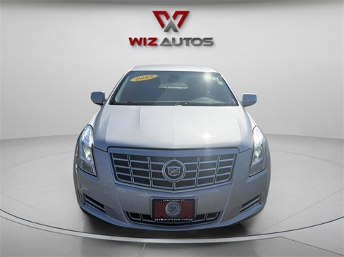 Used 2013 Cadillac XTS Luxury image 2