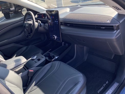 Used 2023 Ford Mustang Mach-E Premium image 22