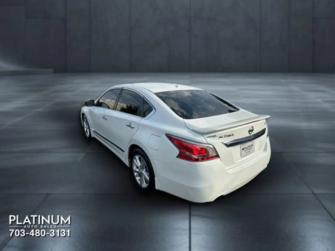 Used 2015 Nissan Altima 2.5 SL w/ Technology Package image 9