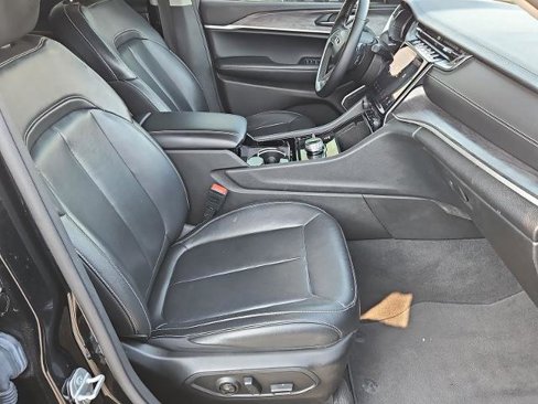 Used 2021 Jeep Grand Cherokee L Limited image 26