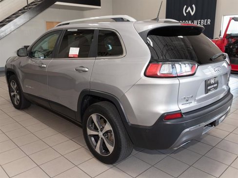 Used 2019 Jeep Cherokee Limited w/ Luxury Group image 17