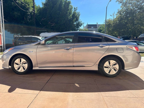 Used 2015 Hyundai Sonata Limited image 3