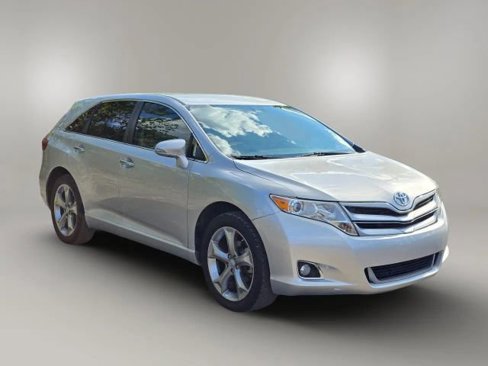 Used 2013 Toyota Venza image 3