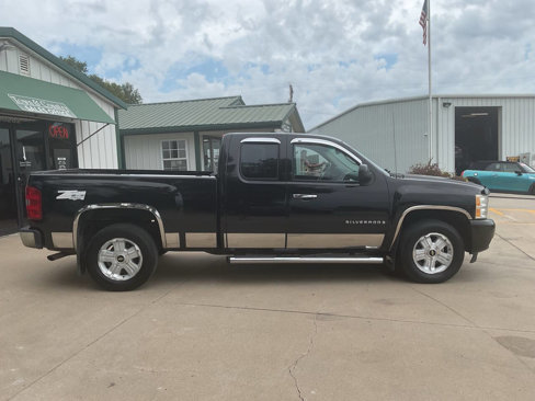 Used 2008 Chevrolet Silverado 1500 LTZ image 2