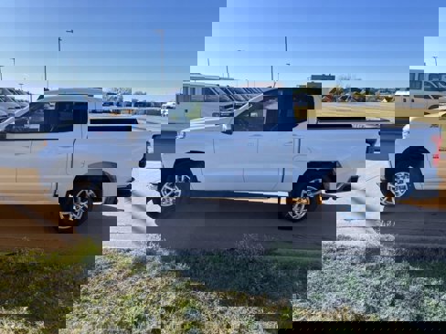 Used 2019 Chevrolet Silverado 1500 LT w/ Texas Edition image 6