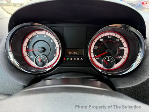 Used 2019 Dodge Grand Caravan SE image 23
