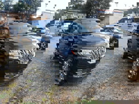 Used 2015 Lincoln MKX FWD w/ Equipment Group 102A image 1