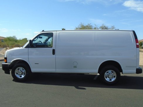 Used 2022 Chevrolet Express 2500 w/ Driver Convenience Package image 2