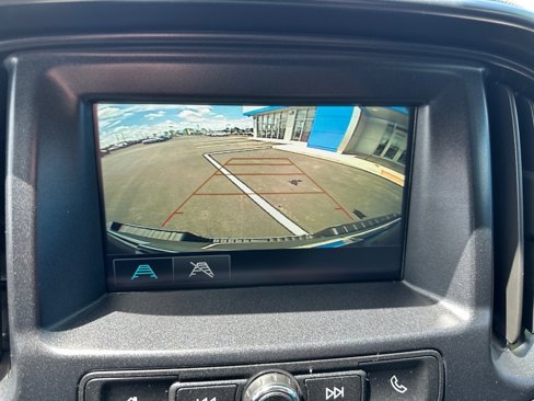 Used 2018 Chevrolet Colorado W/T image 15