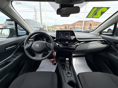 Used 2021 Toyota C-HR LE image 10