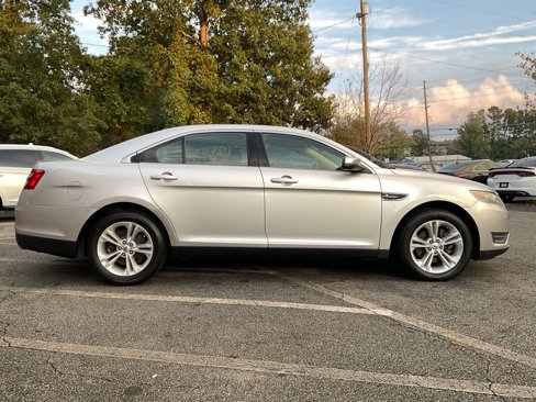 Used 2013 Ford Taurus SEL image 4