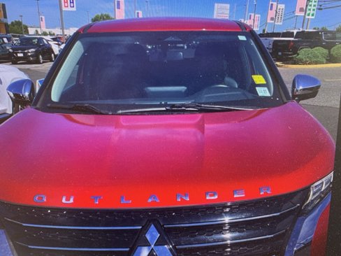 Used 2022 Mitsubishi Outlander SE image 14