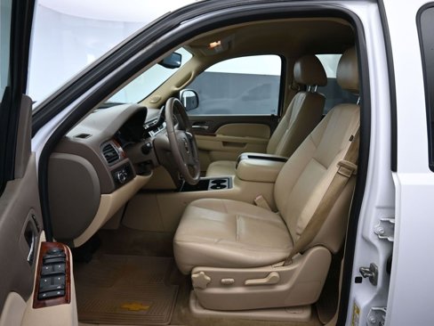 Used 2014 Chevrolet Tahoe LT image 11