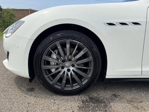 Used 2018 Maserati Ghibli image 7