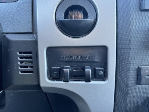 Used 2012 Ford F150 XLT w/ XLT Chrome Pkg image 26