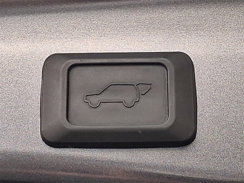 Used 2024 Toyota RAV4 XLE image 29