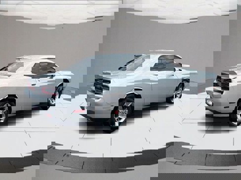 Used 2021 Dodge Challenger SXT w/ Driver Convenience Group image 3
