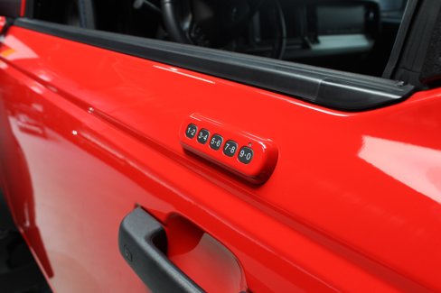 Used 2023 Ford Bronco Black Diamond w/ Sasquatch Package image 19