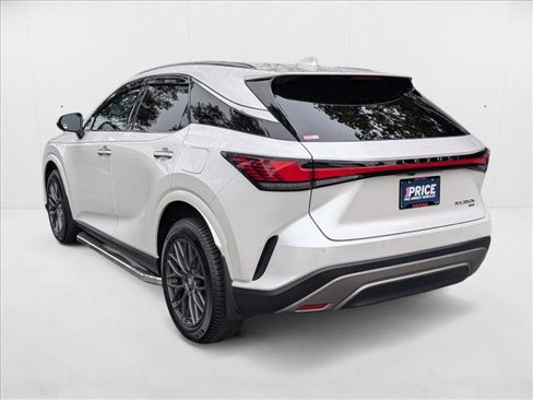 Used 2023 Lexus RX 350h image 8