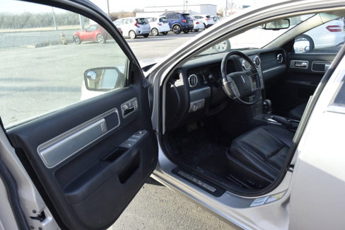 Used 2007 Lincoln MKZ image 6