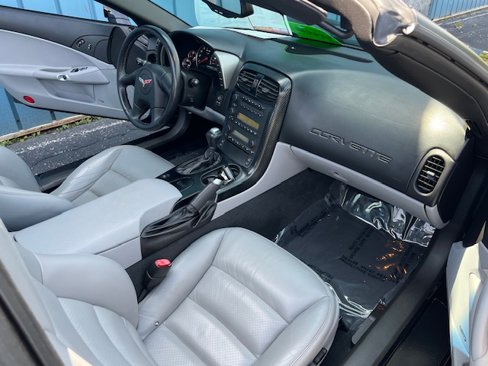 Used 2005 Chevrolet Corvette Coupe w/ Preferred Equipment Group image 15