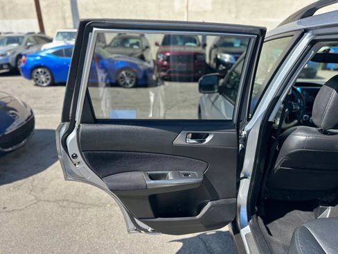 Used 2013 Subaru Forester 2.5X Limited image 31