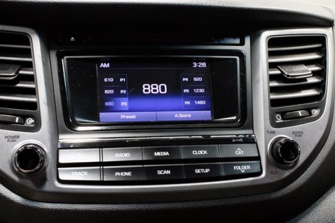 Used 2017 Hyundai Tucson SE image 3