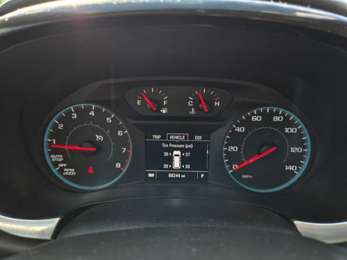 Used 2021 Chevrolet Traverse LS image 27