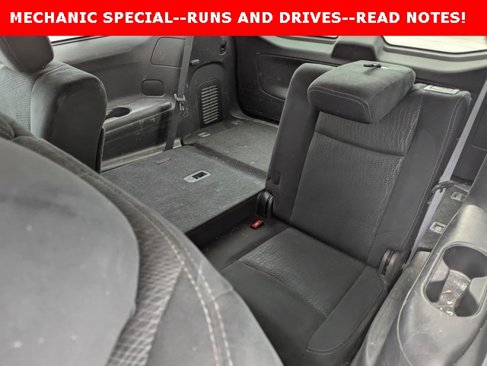 Used 2016 Nissan Pathfinder SV image 11