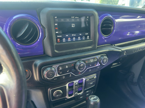 Used 2019 Jeep Wrangler Unlimited Sport S image 27