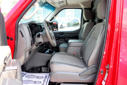 Used 2015 Nissan NV 2500 SV image 12