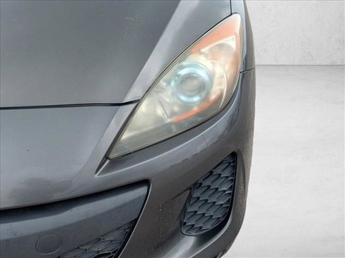 Used 2013 MAZDA MAZDA3 i Touring w/ Preferred Equipment Pkg image 9