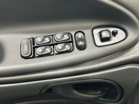 Used 2004 Ford Mustang GT image 16