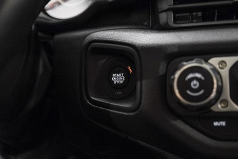 Used 2025 Jeep Gladiator Sport image 63