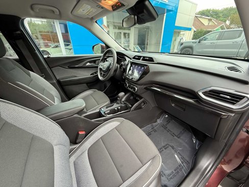 Used 2022 Chevrolet TrailBlazer LT w/ Convenience Package image 37