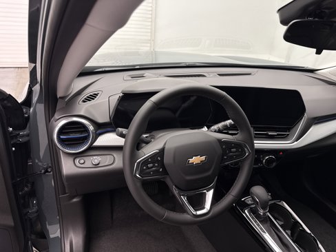 New 2025 Chevrolet Trax LT w/ LT Convenience Package image 20