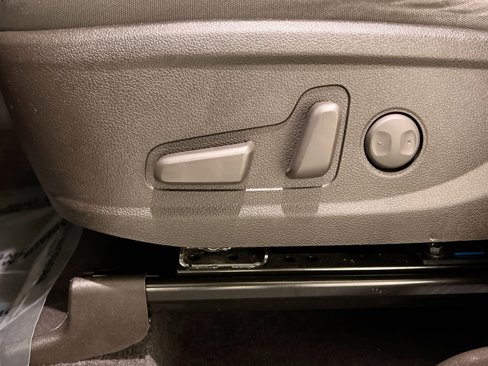 Used 2020 Hyundai Santa Fe SEL w/ Convenience Package image 21