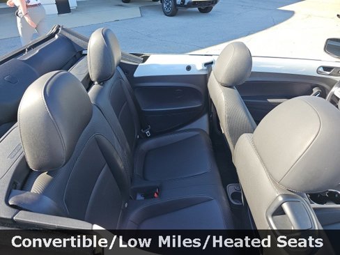 Used 2018 Volkswagen Beetle 2.0T S image 11