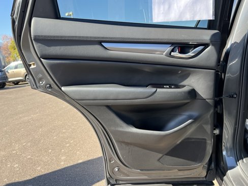 Used 2019 MAZDA CX-5 Touring image 26