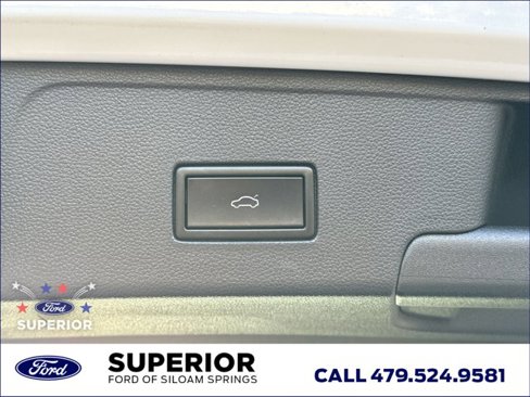 Used 2021 Volkswagen Atlas Cross Sport SE image 11