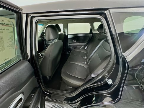 Used 2018 Kia Soul image 21