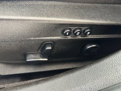 Used 2018 Alfa Romeo Giulia image 27