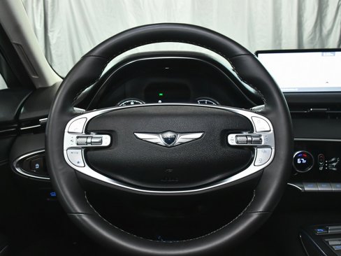 Used 2025 Genesis GV70 2.5T Select w/ Select Package image 36