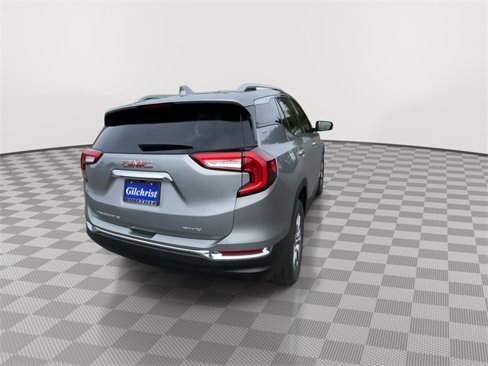 Used 2024 GMC Terrain SLT image 8